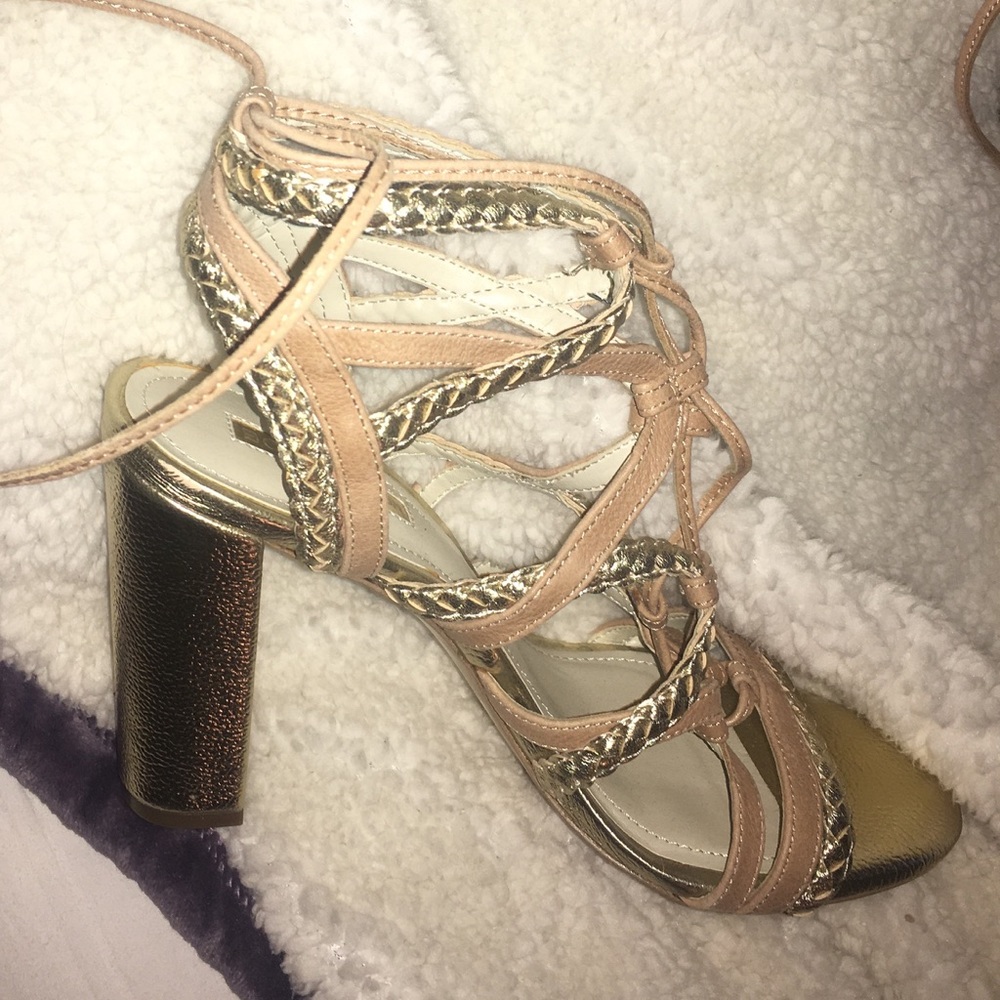 BCBG Heels 8.5